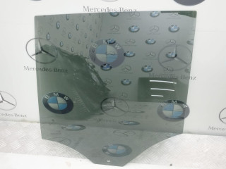 стекло двери задней правой BMW X1 F48 2018, 2.0 л., бензин