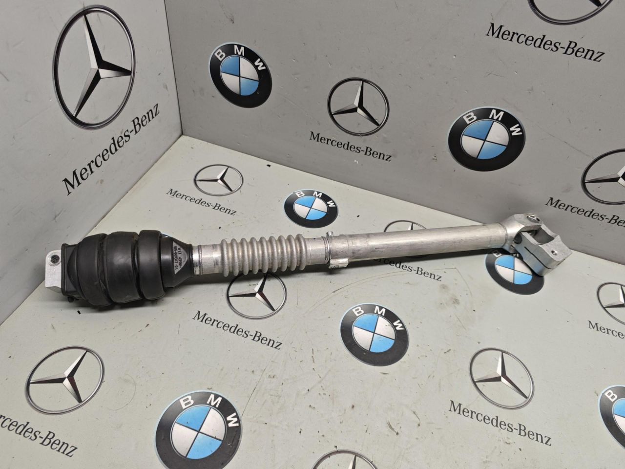 рулевой карданчик BMW 2023, 475, 8095032, 8095031 - фото №1