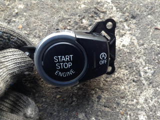 кнопка запуска двигателя BMW X3 F25 2013, 2.0 л., N47 D20 C, дизель, АКПП, белый, внедорожник 5 дв., 9291694