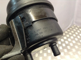 бачок гидроусилителя BMW 5 серия E60/E61 2004, 2.2 л., бензин, АКПП, седан, 1097164