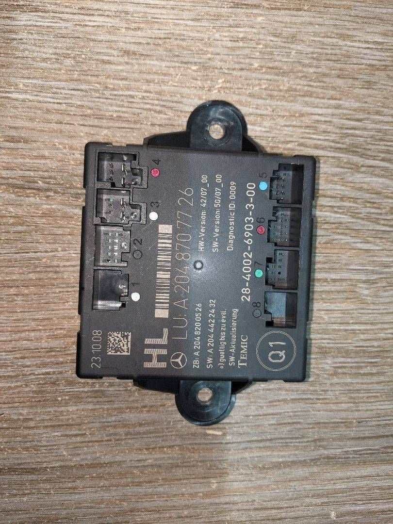 модуль управления двери Mercedes-Benz C-Класс W204/S204 2009, 3.0 л., M 272.948, бензин, A2048707726 - фото №1
