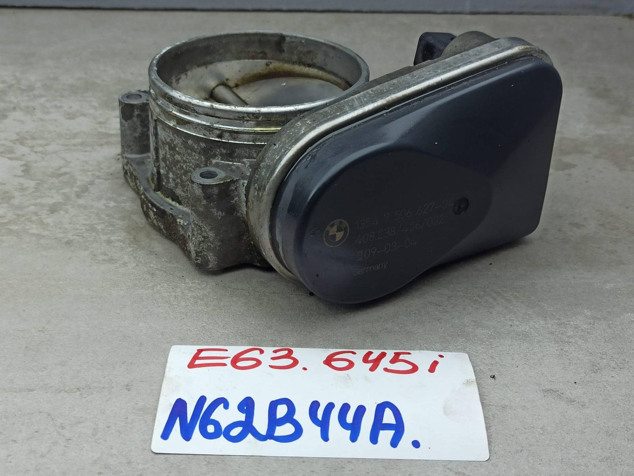заслонка дроссельная BMW 6 серия E63/E64 2005, 4.4 л., N62 B44, бензин, 7506627 - фото №1