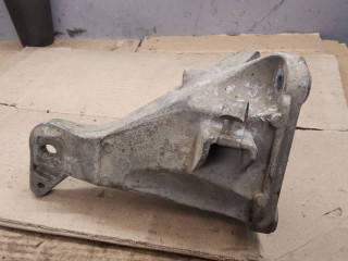 кронштейн двигателя BMW 3 серия E90/E91/E92/E93 [рестайлинг] 2008, 2.0 л., дизель, 6781916