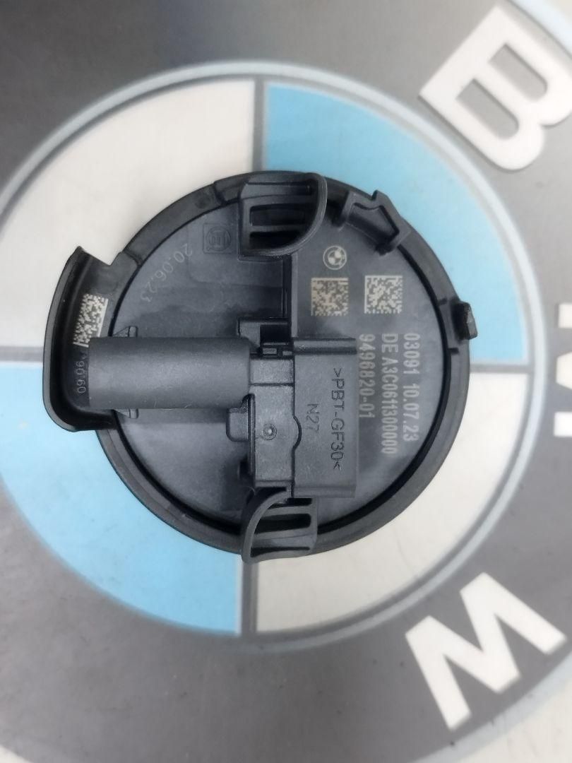 датчик удара BMW 2023, 2.0 л., дизель, 300, 9496820 - фото №1