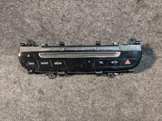 панель управления магнитолой Mercedes-Benz C-Класс W205/S205/C205 2015, 2.1 л., CDi, дизель, АКПП, универсал, 2059055201, A2059055201