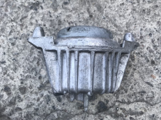 подушка крепления двигателя Mercedes-Benz 2013, 2.1 л., OM 651.913, дизель, АКПП, седан, A2042404717