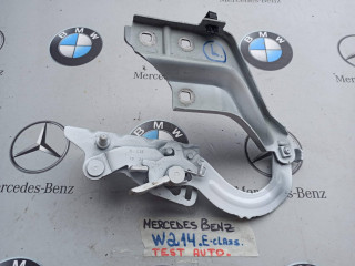 петля капота левая Mercedes-Benz E-Класс W214 2025, 2.0 л., дизель, A2148801300
