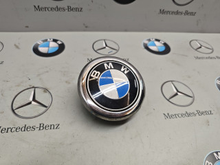 эмблема BMW 1 серия F20/F21 2012, 7248535
