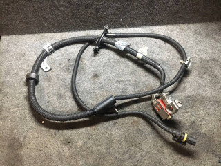 плюсовой провод аккумулятора Mercedes-Benz, 2.1 л., OM 651.911, дизель, A2044402413