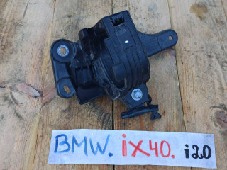 кронштейн (крепление) BMW iX I20 2022, электро, полный привод, правый руль, 8490366