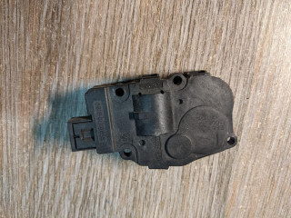 моторчик заслонки печки BMW 3 серия E90/E91 [рестайлинг] 2009, бензин, синий, EFB332