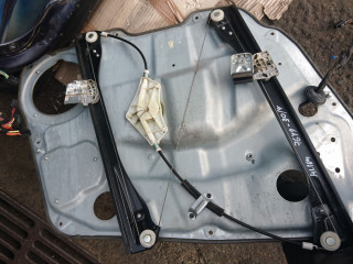 стеклоподъемник электрический передний правый Mercedes-Benz M-Класс W164 2006, 3.5 л., M 272.967, бензин, АКПП, внедорожник 5 дв., правый руль