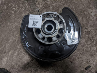 кулак задний левый Mercedes-Benz C-Класс W205/S205/C205 2015, 2.1 л., OM 651.921, дизель, АКПП, универсал, 2053500141, A2053500141