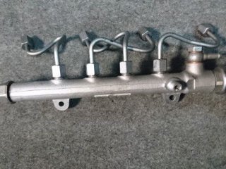 топливная рампа Mercedes-Benz 2013, 2.1 л., OM 651.913, дизель, АКПП, седан, A6510700495, R9144Z240A