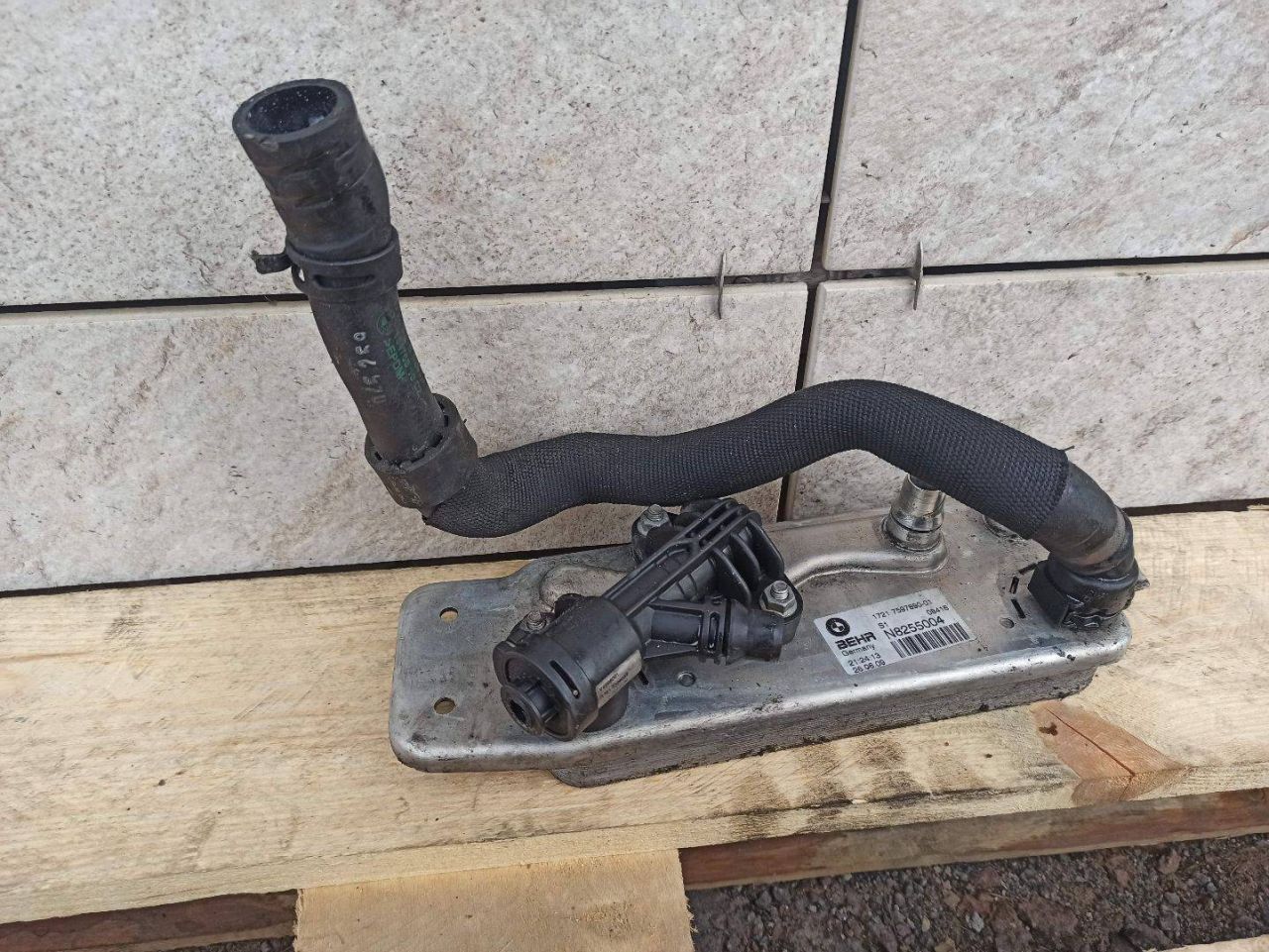 радиатор АКПП BMW 7 серия F01/F02 2009, 4.4 л., N63 B44 A, бензин, 7597890 - фото №1