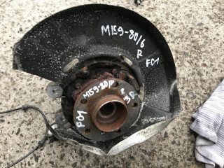 кулак задний правый BMW 7 серия F01/F02 2010, 4.4 л., N63 B44 A, бензин, АКПП, черный, седан, 6797448