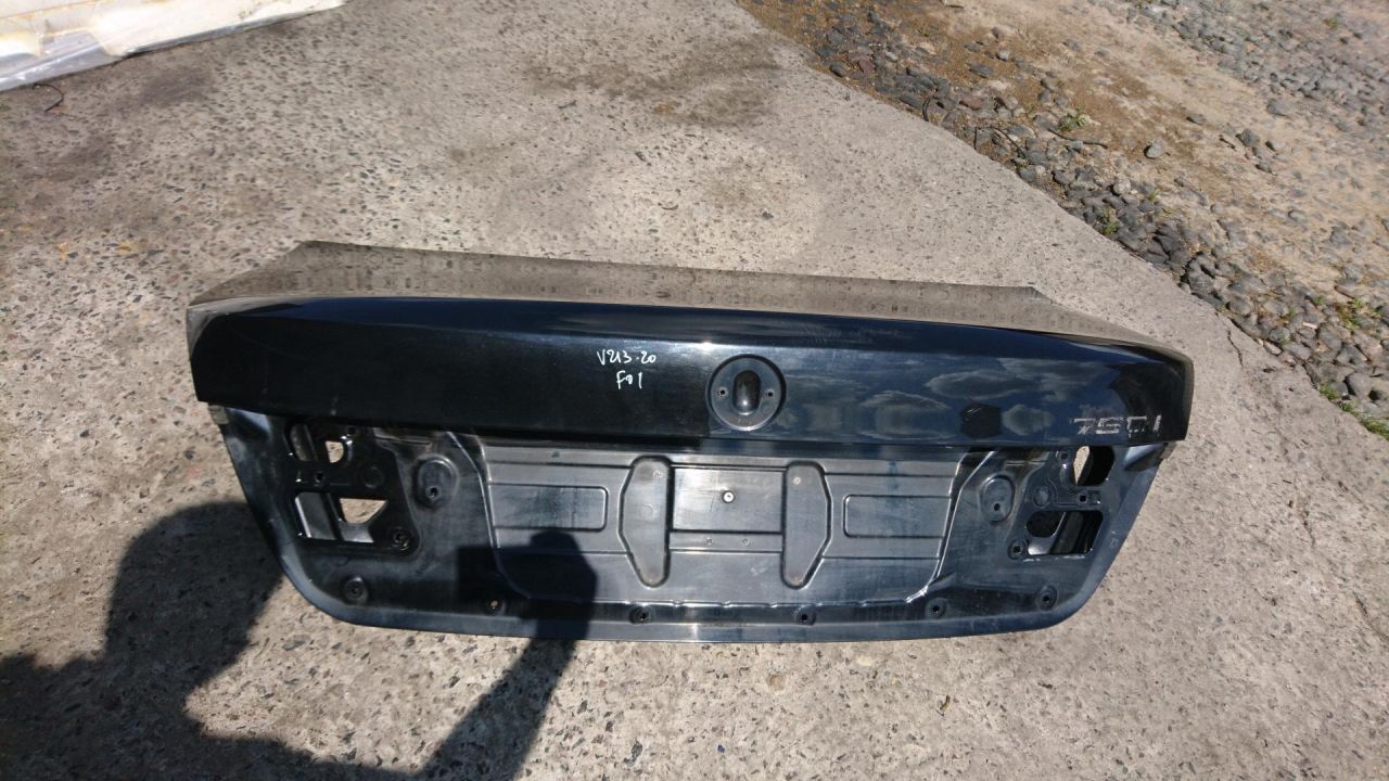 крышка багажника (дверь 3-5) BMW 7 серия F01/F02 2010, 4.4 л., N63 B44 A, бензин, АКПП, седан - фото №1