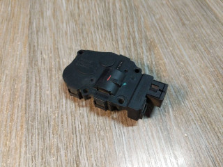 моторчик заслонки печки Mercedes-Benz M-Класс W164 2006, 3.0 л., OM 642.940, дизель, АКПП, внедорожник 5 дв., 929888G, EFB336