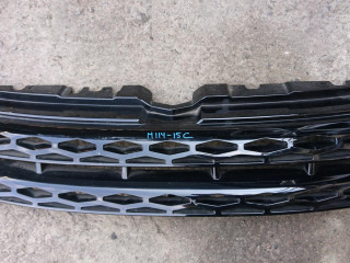 решетка радиатора Land Rover Range Rover Evoque L538 2012, 2.2 л., 224DT, дизель, АКПП, внедорожник 5 дв.