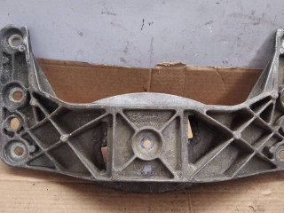 кронштейн КПП BMW 5 серия E60/E61 2005, 3.0 л., дизель, АКПП, седан, 6761106