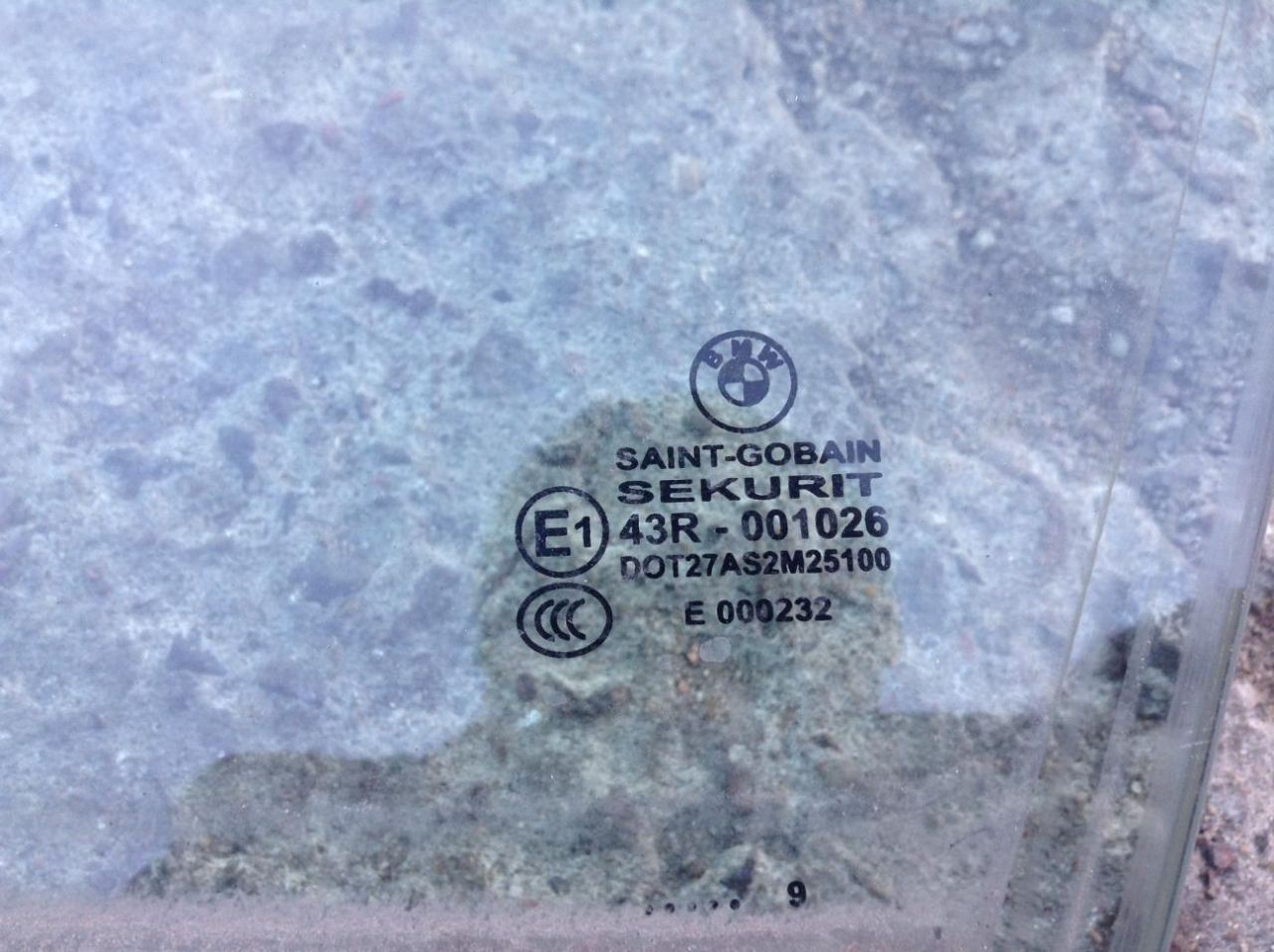 стекло двери передней левой BMW 7 серия F01/F02 2009, 3.0 л., N54 B30 A, бензин, АКПП, седан - фото №1