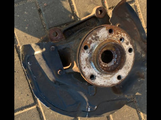 ступица передняя левая BMW 5 серия E60/E61 2007, 6768315