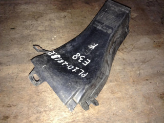 воздуховод (дефлектор) радиатора BMW 7 серия E38 1997, 4.4 л., бензин, АКПП, седан, 8150764