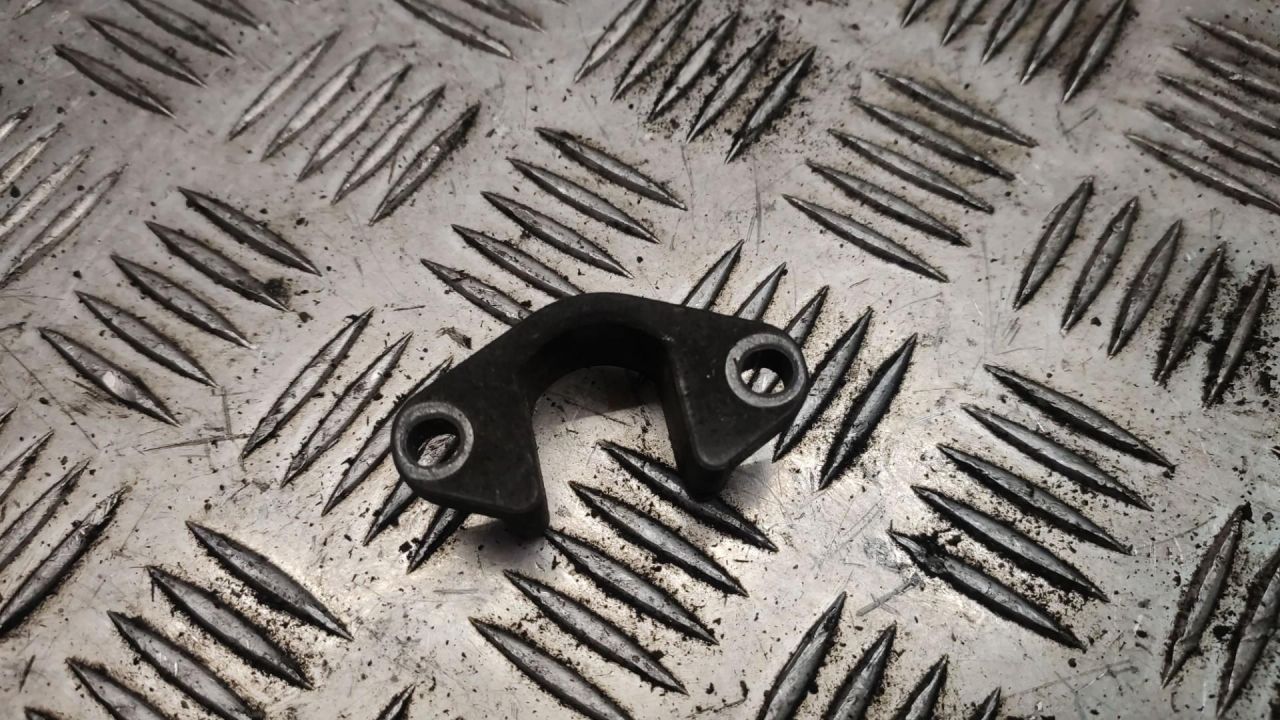 крепление форсунки BMW 5 серия E60/E61 2005, 3.5 л., дизель - фото №1