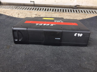 CD-чейнджер BMW 3 серия E90/E91/E92/E93 2007, 3.0 л., N53 B30 A, бензин, МКПП, мокрый асфальт, седан, 65129133083