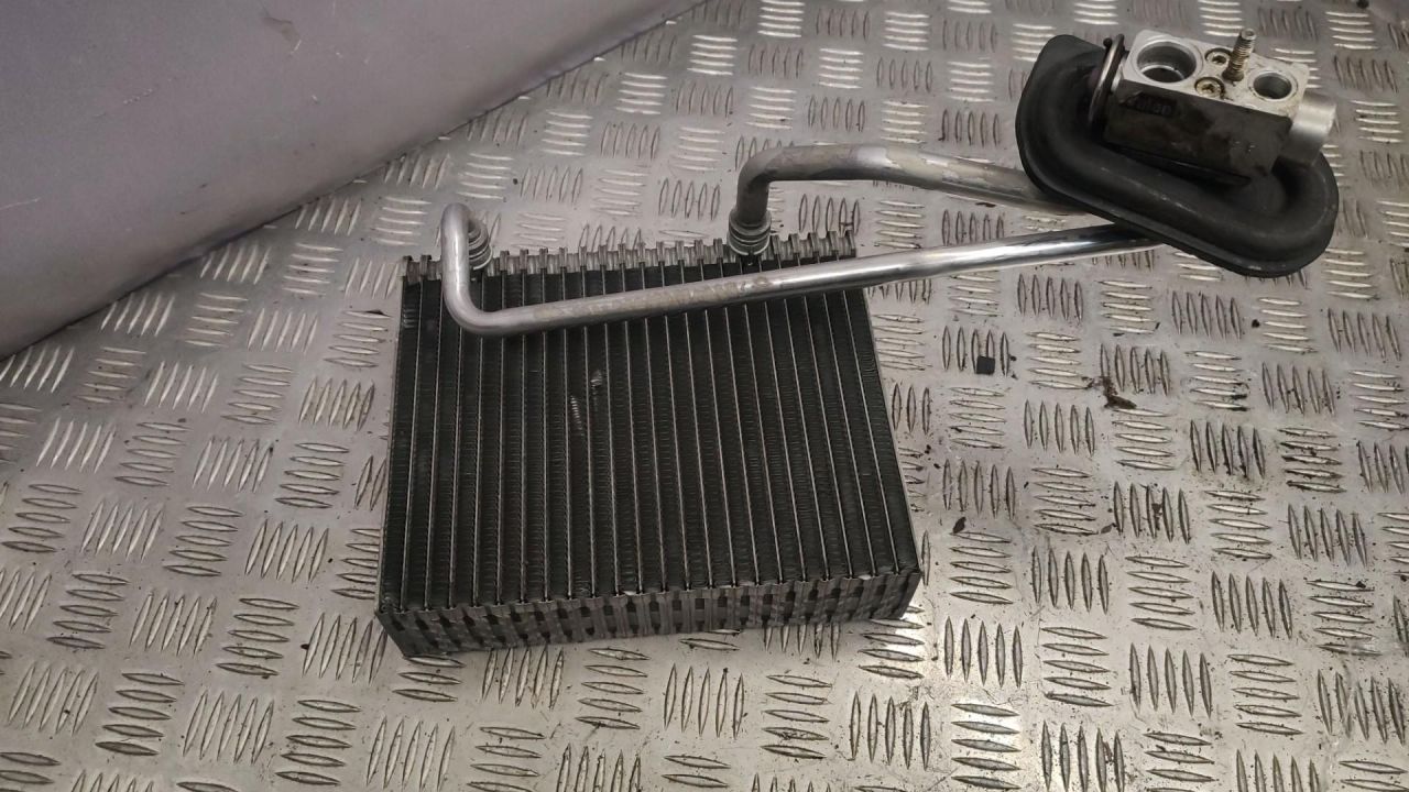 осушитель кондиционера Mercedes-Benz SLK-Класс R171 2006, 3.5 л., M 272.963, бензин, АКПП, серебристый, кабриолет - фото №1