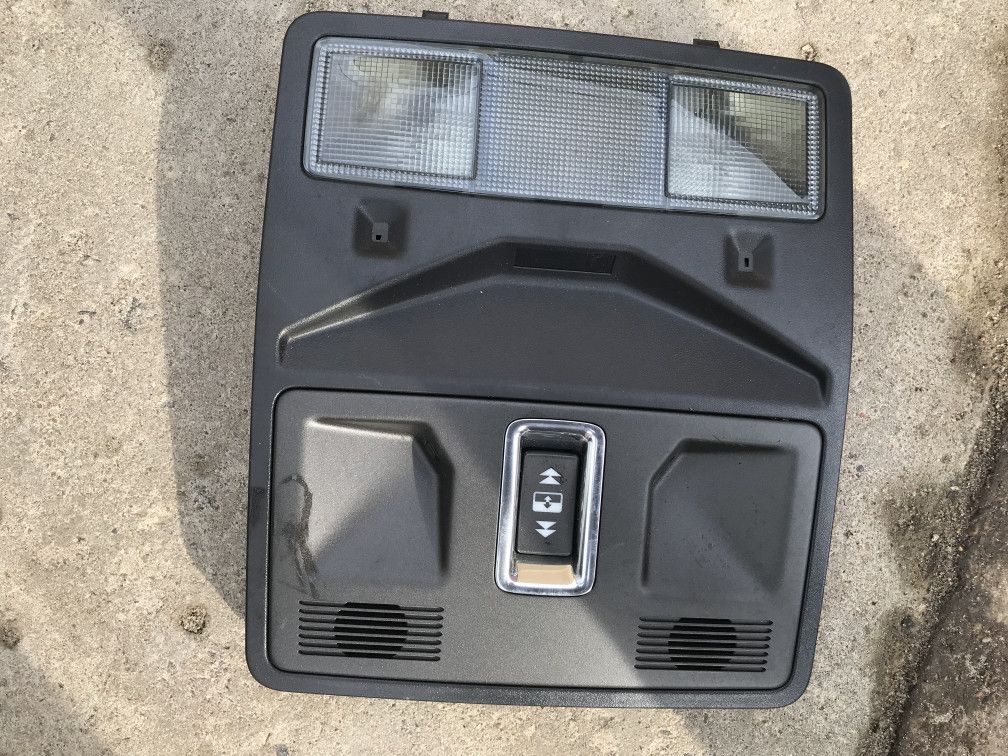 фонарь салона (плафон) Land Rover Range Rover Evoque L538 2012, 2.2 л., 224DT, дизель, АКПП, внедорожник 5 дв., BJ32519A58, SC25002509 - фото №1