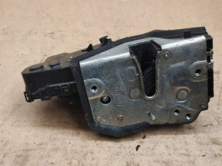 замок двери задней левой BMW 3 серия E46 2002