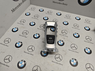 кнопка ручного тормоза (ручника) BMW X5 F15 2017, 3.0 л., N55 B30 A, бензин, АКПП, 6822520