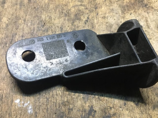 Крепление бампера переднего BMW 3 серия E36 [рестайлинг] 1997, 2.0 л., бензин, седан, 8122577