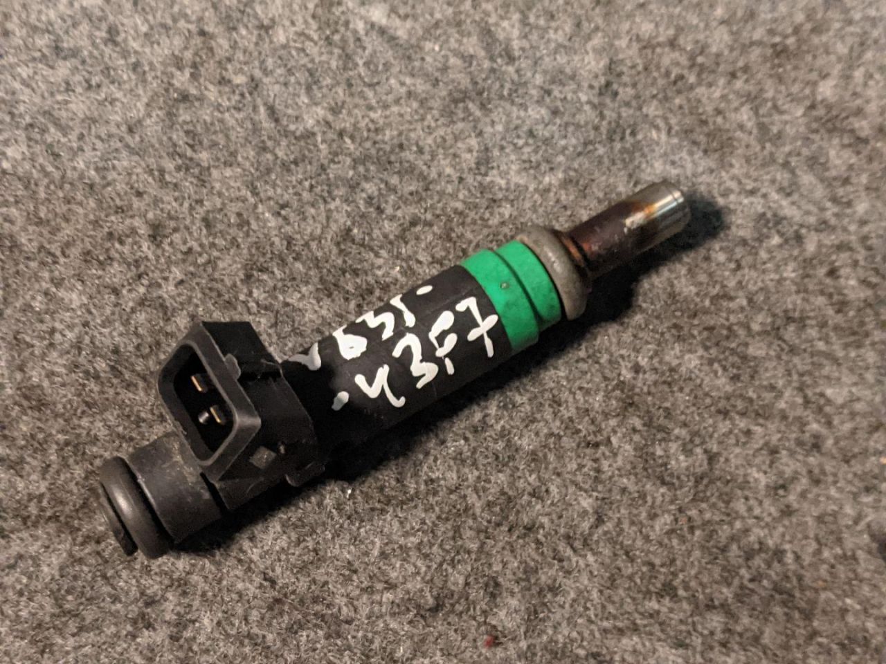 форсунка BMW X5 E70 2009, 4.8 л., N62 B48 A, бензин, АКПП, внедорожник 5 дв., 13647525721, 7525721 - фото №1