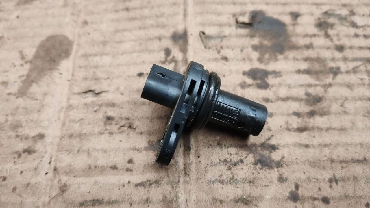 датчик распредвала BMW 7 серия G11/G12 2018, 4.4 л., N63 B44 C, бензин, 8614650 - фото №1