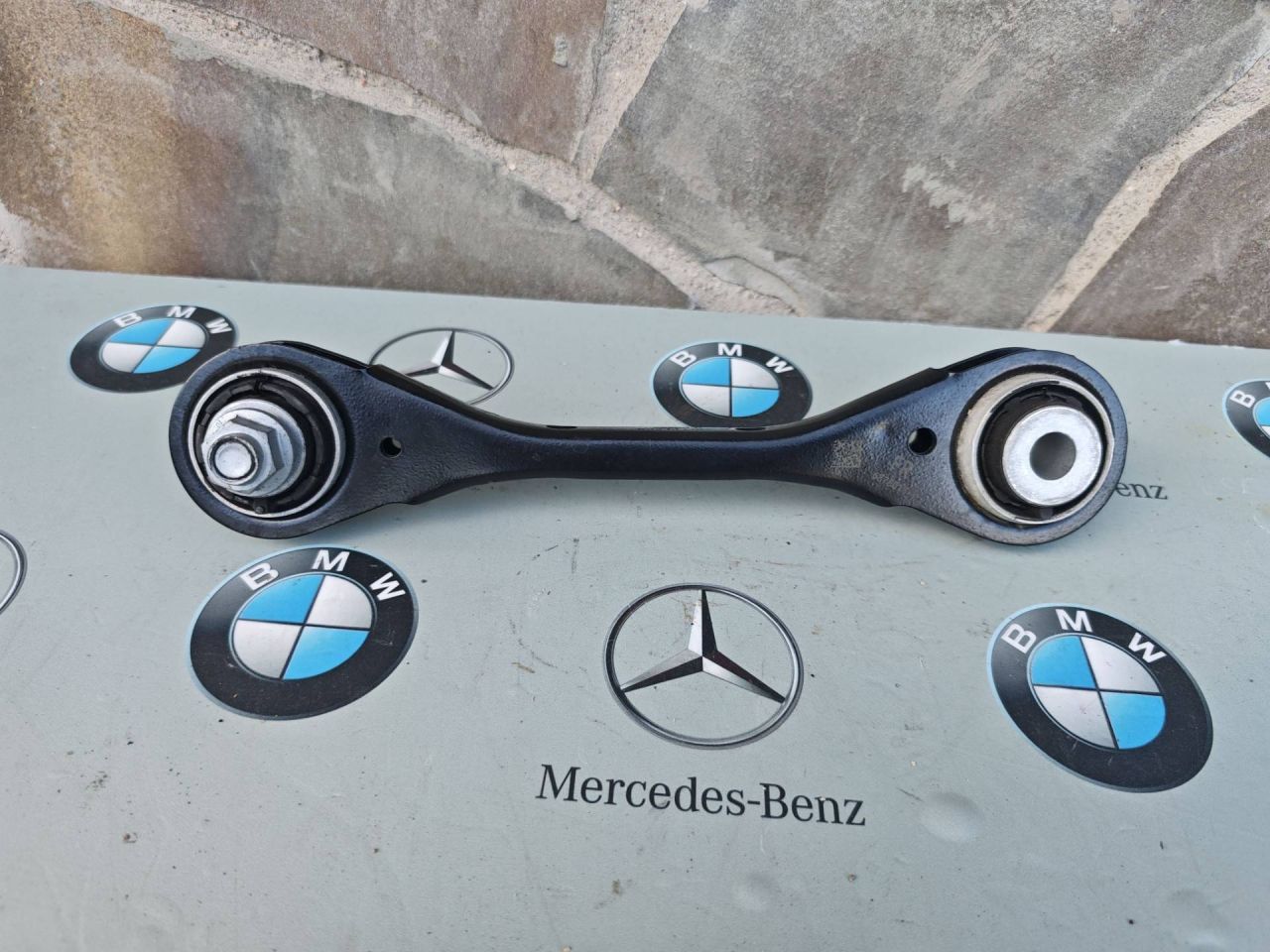 рычаг задний правый BMW 2024, бензин, 6878018 - фото №1