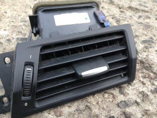 дефлектор обдува салона BMW X3 F25 2013, 2.0 л., N20 B20 A, бензин, АКПП, внедорожник 5 дв., 9184142