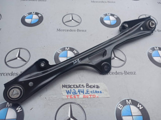 рычаг задний Mercedes-Benz E-Класс W214 2025, 2.0 л., дизель, A2063510500