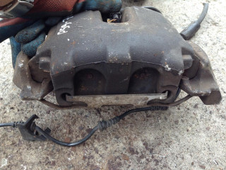 суппорт передний правый Mercedes-Benz M-Класс W164 [рестайлинг] 2010, 3.5 л., M 272.967, бензин, АКПП, внедорожник 5 дв.