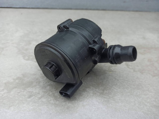 насос антифриза дополнительный BMW 7 серия G11/G12 2017, 3.0 л., дизель, 9372723