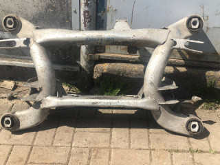 балка подвески задняя BMW 5 серия E39 [рестайлинг] 2001, 2.2 л., бензин, АКПП, седан