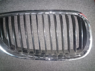 заглушка (решетка) в бампер BMW 5 серия E60/E61 [рестайлинг] 2008, 3.0 л., дизель, АКПП, седан, 51137065702