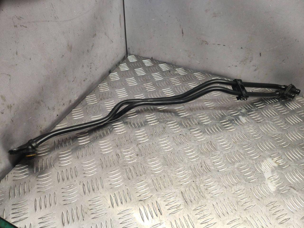 шланг (трубка) АКПП BMW X5 F15 2016, 4.0 л., дизель, 8509994, 8509995 - фото №1