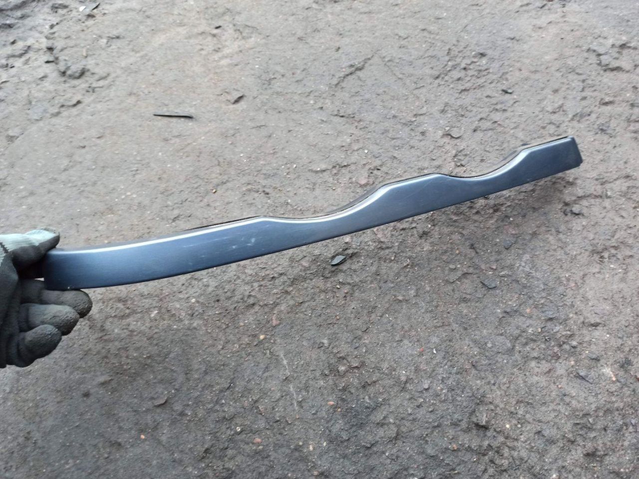 ресничка (ус) правой фары BMW 3 серия E46 1998, 8208482 - фото №1