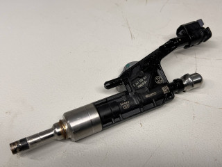 форсунка BMW X1 F48 2018, 2.0 л., бензин, 8625396