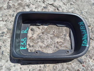 рамка зеркала правого BMW 7 серия E38 (1994 - 1998)