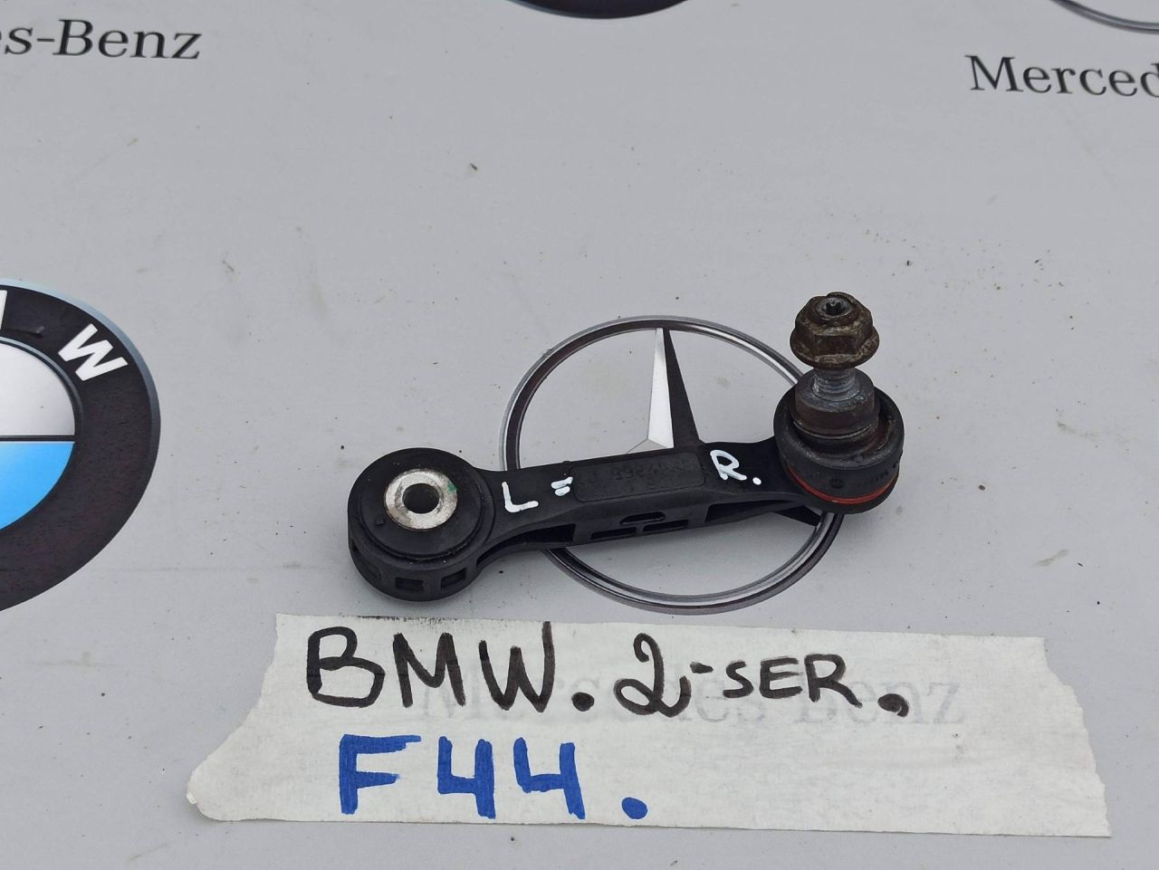 стойка стабилизатора BMW 2 серия F44 2020, 2.0 л., бензин, хетчбэк 5 дв., полный привод, 6852865 - фото №1