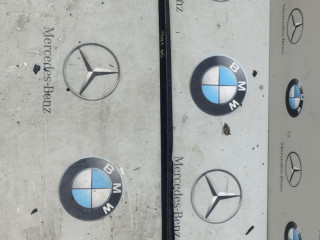 молдинг лобового стекла BMW X1 F48 2018, 2.0 л., бензин, 7350610