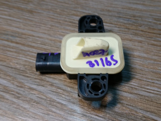 датчик удара Mercedes-Benz GL-Класс X166 2014, 3.0 л., OM 642.826, дизель, АКПП, белый, внедорожник 5 дв., A1668210351